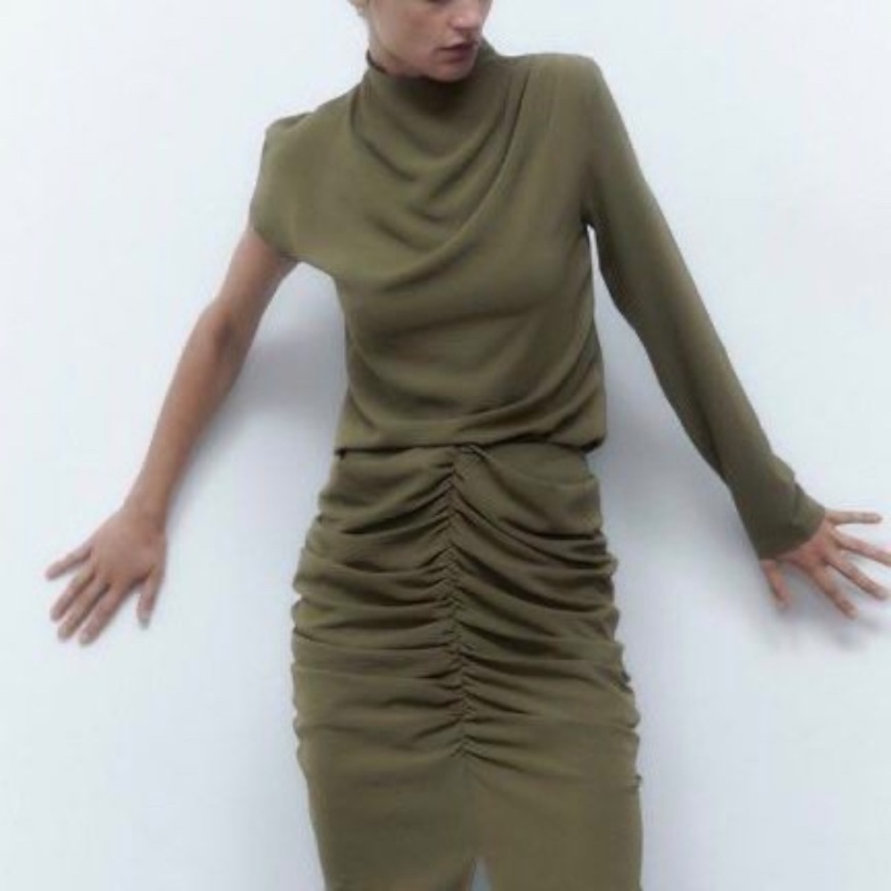 ZARA Asymmetric Draped One Shoulder Top in Light Khaki / Dusty Green Size M